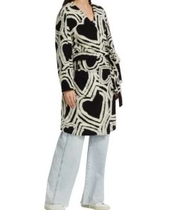 Farm Rio Wild Hearts Fleece Coat 12 Farm Rio Wild Hearts Fleece Coat -Farm Rio And Pom Pom at Home Sales unnamed file 17